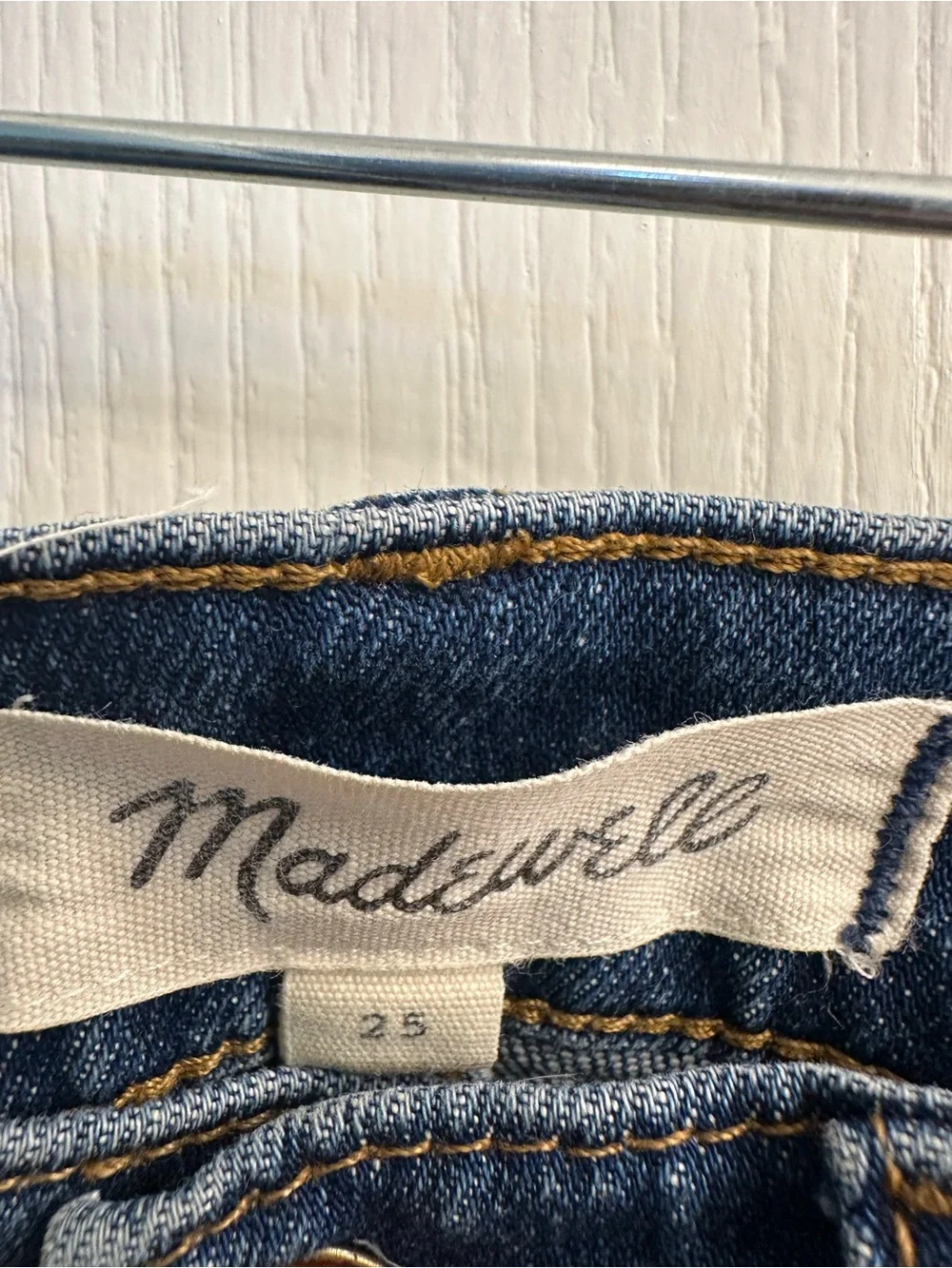 Madewell High Rise Denim Shorts - Medium Wash - 25